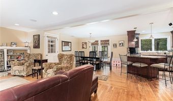 529 Shippeetown Rd, East Greenwich, RI 02818
