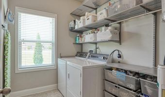 205 Colfax Dr, Boiling Springs, SC 29316