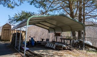 1306 Fork Mountain Rd, Bakersville, NC 28705