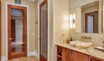 2616 N WESTMORELAND Dr, Orlando, FL 32804