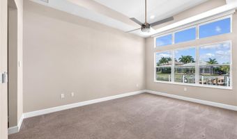 5305 WISHING ARCH Dr, Apollo Beach, FL 33572