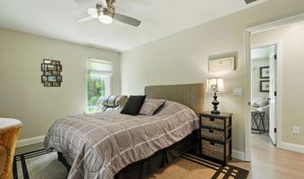 4 Egret Dr, Beaufort, SC 29907
