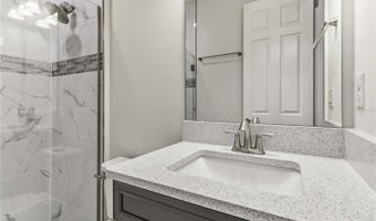 6404 MAIDEN SEA Dr, Apollo Beach, FL 33572