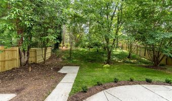 1208 Tarrington Ave, Charlotte, NC 28205