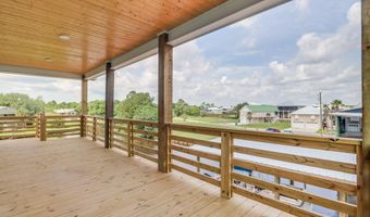 4022 Ceylon St, Bay St. Louis, MS 39520