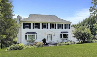 12 E Gate Dr, Alloway, NJ 07418