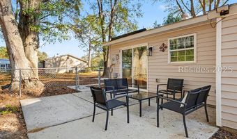 1504 Quarter Horse Rd, Beaufort, SC 29906