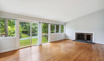 8206 STONE TRAIL Dr, Bethesda, MD 20817