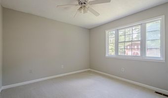 1137 Poplar Log Pl, Austell, GA 30168