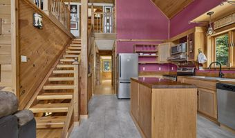 827 Mount Cardigan Rd, Alexandria, NH 03222