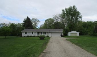 8481 N Luce Rd, Alma, MI 48801