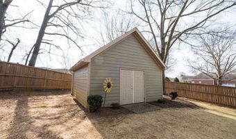 110 Coal Creek Dr, Boiling Springs, SC 29316