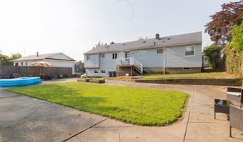 184 Gladstone St, Cranston, RI 02920