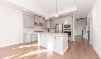 3341 Roseford Blvd, Ann Arbor, MI 48105