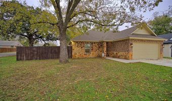 301 E Pne, Alvord, TX 76225