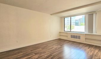 1121 ARLINGTON Blvd 525, Arlington, VA 22209