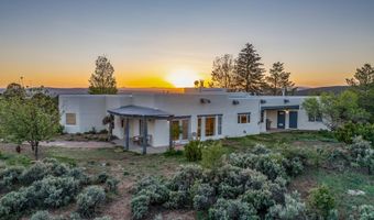 206 Hondo Seco Rd, Arroyo Seco, NM 87514