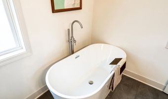 206 MOULSTOWN Rd, Abbottstown, PA 17301