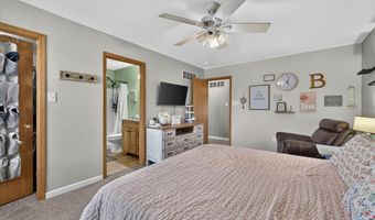 1873 Fox Pointe Dr, Arnold, MO 63010