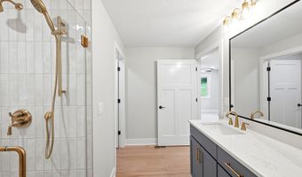 33944 Overton Cir, Adel, IA 50003