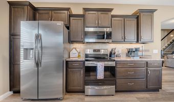 5610 Bear Creek Pass, Auburn, IN 46706