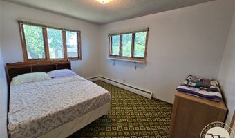 602 S 6th St W, Baker, MT 59313