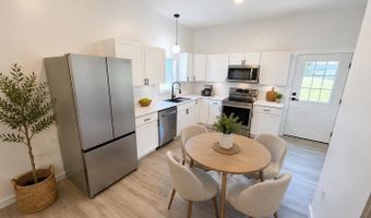 1310 4th St, Bedford, IN 47421