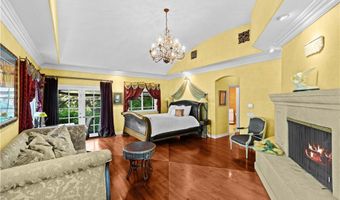 5920 Colodny Dr, Agoura Hills, CA 91301