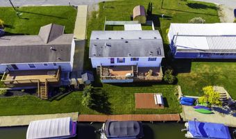 260 Lane 103 Crooked Lk, Angola, IN 46703