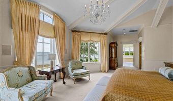 5 Decatur Ave, Jamestown, RI 02835