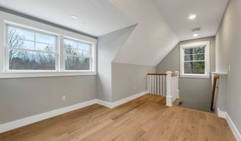 606 Alton Mountain Rd, Alton, NH 03810