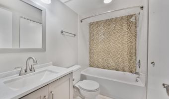 7500 WOODMONT Ave #S609, Bethesda, MD 20814