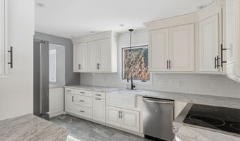 95 Moravia Rd, Avon, CT 06001