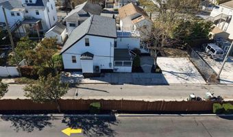 706 Augustine Rd, Atlantic City, NJ 08401