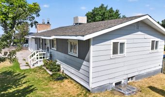 860 Teton Ave, American Falls, ID 83211