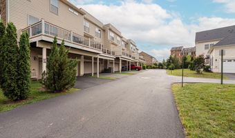 22635 NORWALK Sq, Ashburn, VA 20148
