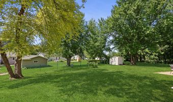 5414 Schubert St, Ames, IA 50014