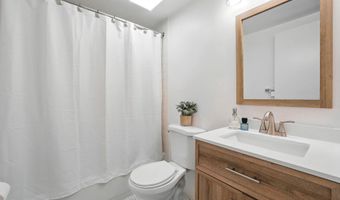 1055 MICHIGAN Ave NE, Washington, DC 20017