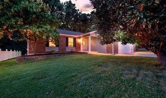 514 Great Hill Dr, Ballwin, MO 63021