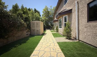 29608 Lazy Oak Pl, Agoura Hills, CA 91301