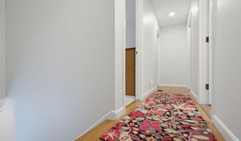 4 Hampshire Hills Dr, Bow, NH 03304