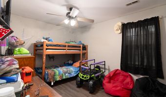 1275 Highway Dd, Ava, MO 65608