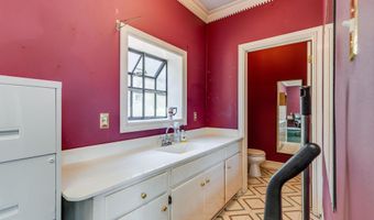 805 ELM St, Bastrop, LA 71220