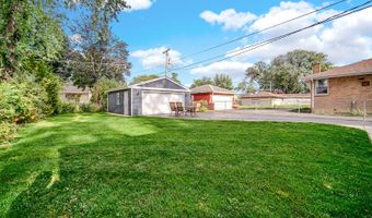 325 S Wisconsin Ave, Addison, IL 60101