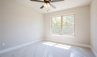 1 Nairn Ln, Bella Vista, AR 72715