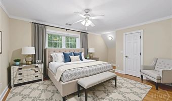 1050 Chestnut Glen Dr, Athens, GA 30606