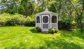 7 Mountain Laurel Dr, Coventry, RI 02816