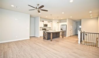 34 Holly Dr A, Bentonville, AR 72712