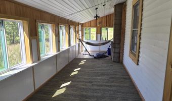 8 Graffam Rd, Baldwin, ME 04091