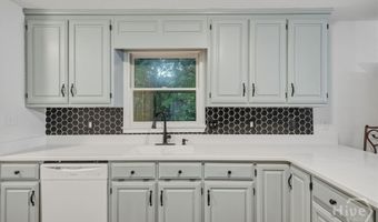 140 Wendy Ln, Athens, GA 30605